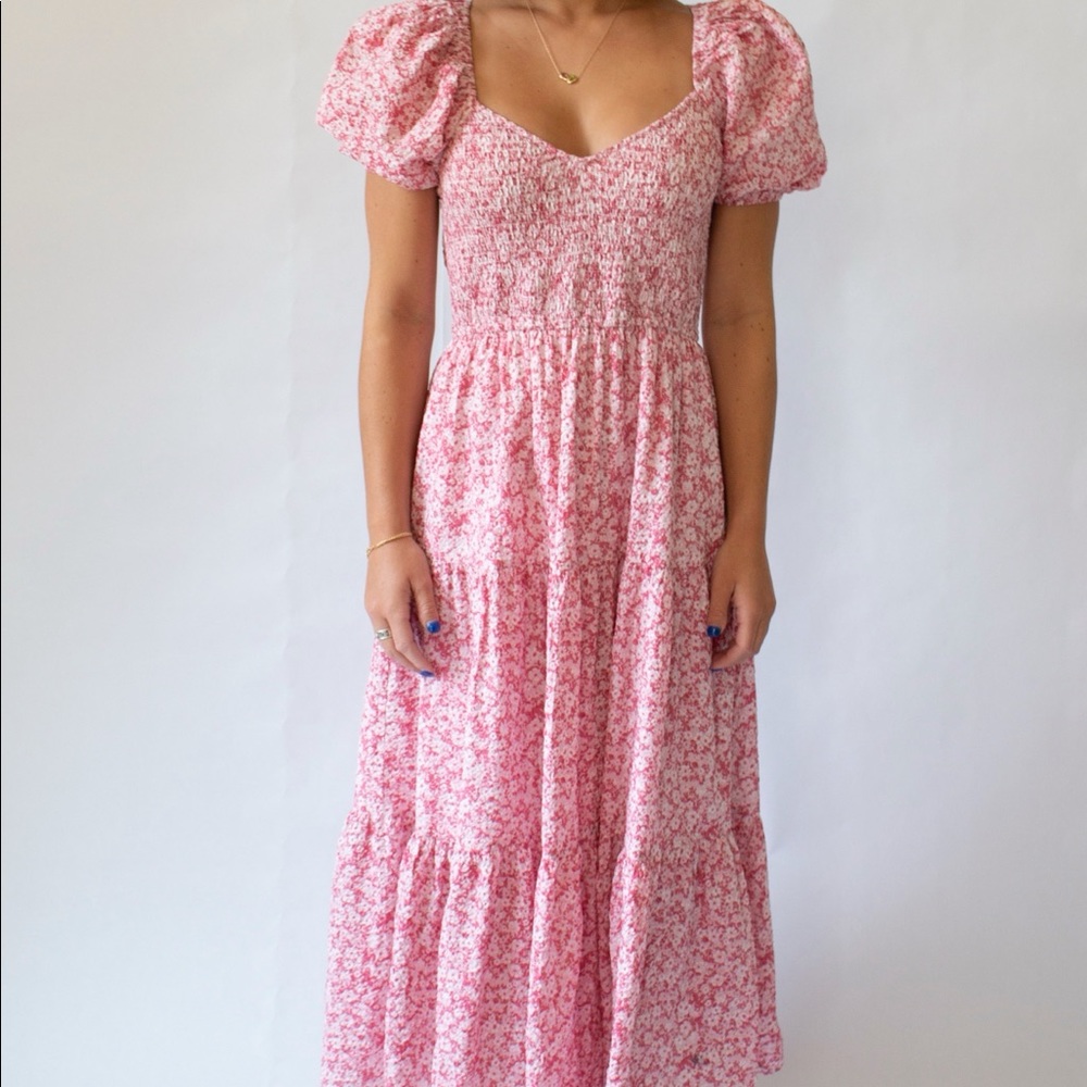 Moon River V-neck Womens Smocked Dress